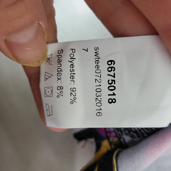 (3/$15) SHEIN crop top graffiti print multicolored short sleeves cross back - Picture 12 of 14